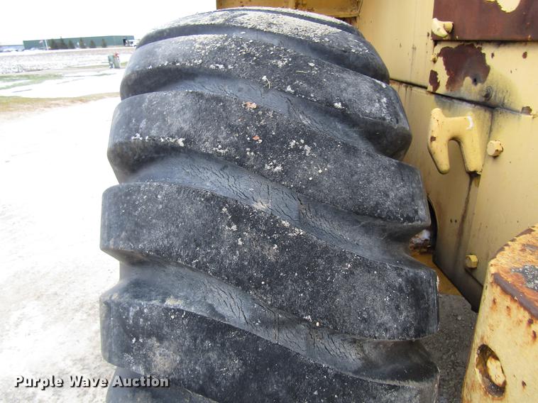 image for item DD3935 1965 Caterpillar 950 wheel loader