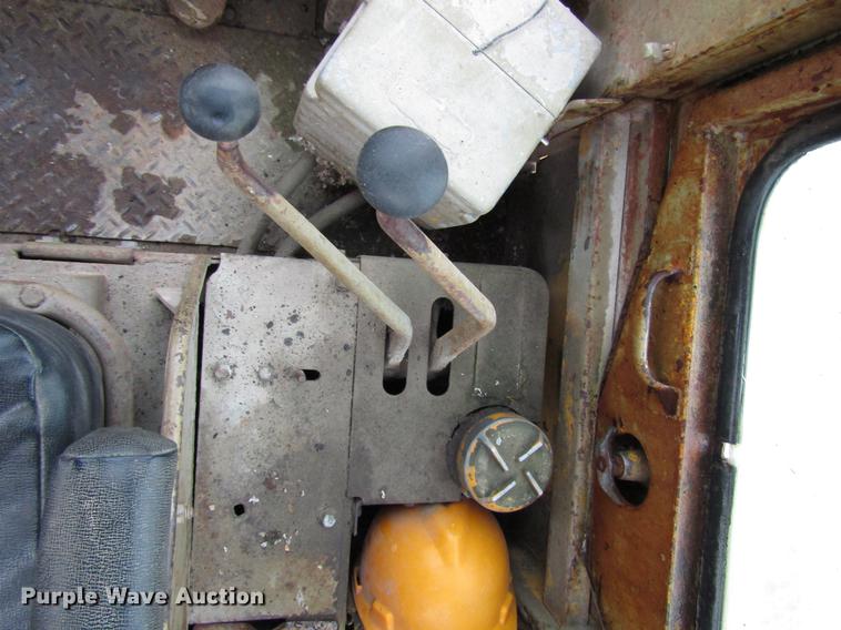 image for item DD3936 1973 Caterpillar 966C wheel loader