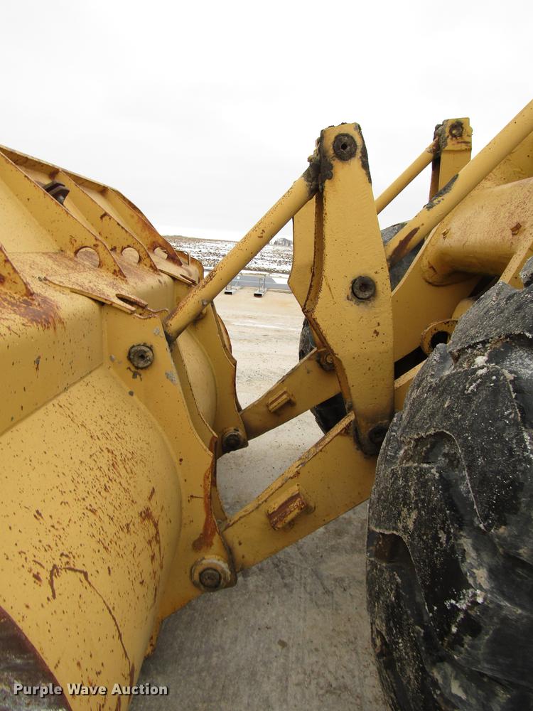 image for item DD3936 1973 Caterpillar 966C wheel loader
