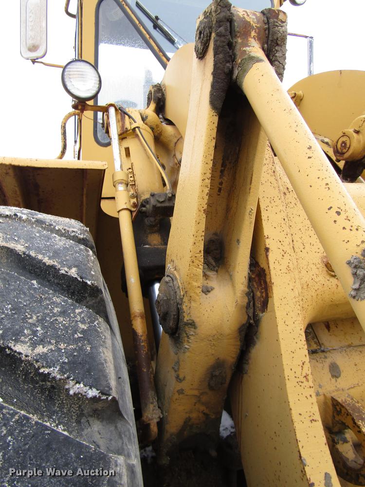 image for item DD3936 1973 Caterpillar 966C wheel loader