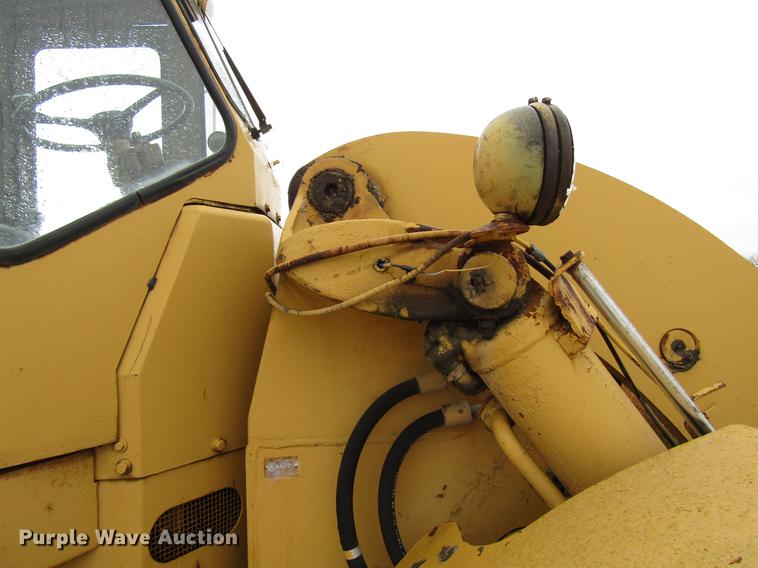 image for item DD3936 1973 Caterpillar 966C wheel loader