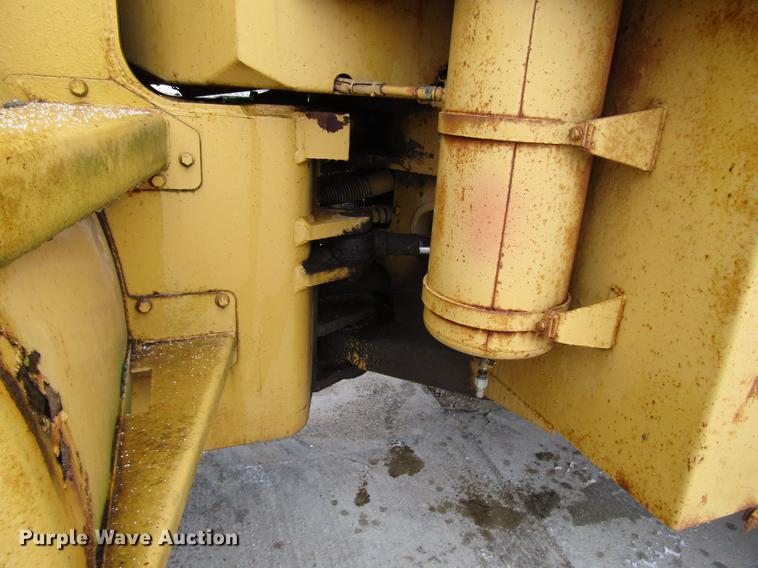 image for item DD3936 1973 Caterpillar 966C wheel loader