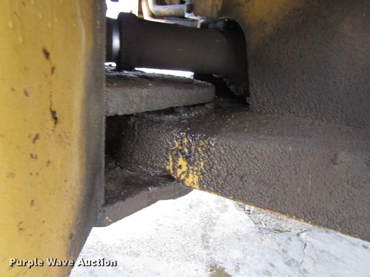 image for item DD3936 1973 Caterpillar 966C wheel loader