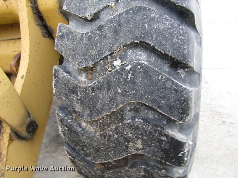 image for item DD3936 1973 Caterpillar 966C wheel loader