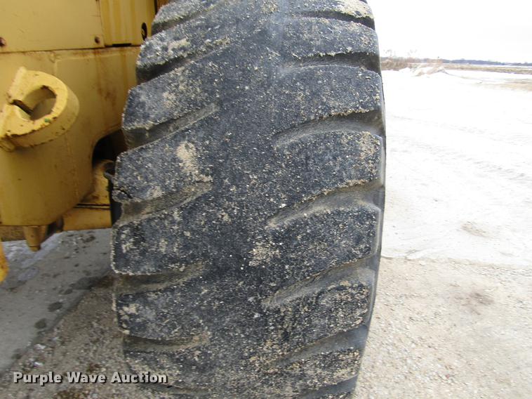 image for item DD3936 1973 Caterpillar 966C wheel loader