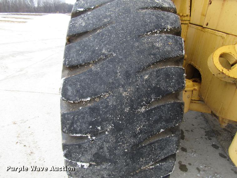image for item DD3936 1973 Caterpillar 966C wheel loader