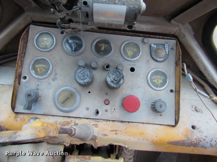 image for item DD3937 1978 Caterpillar 966C wheel loader