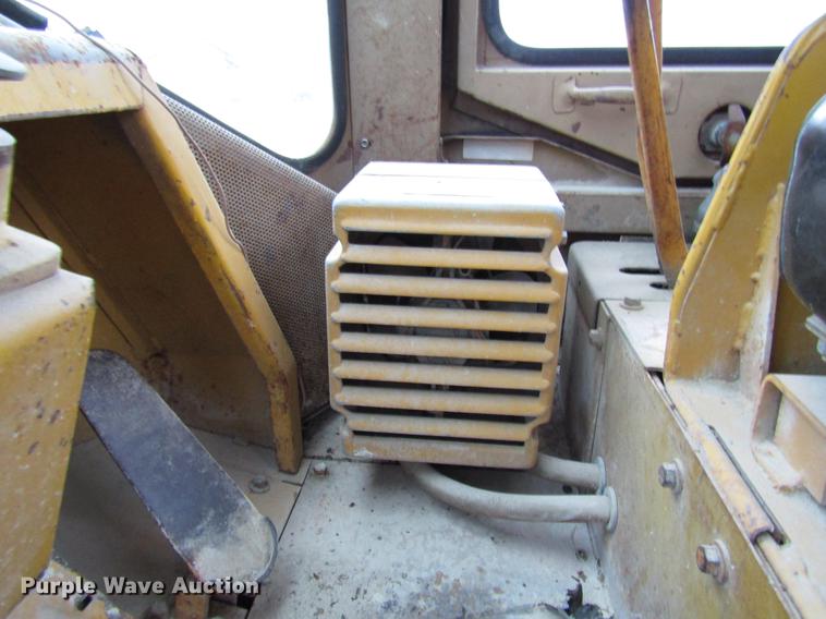 image for item DD3937 1978 Caterpillar 966C wheel loader