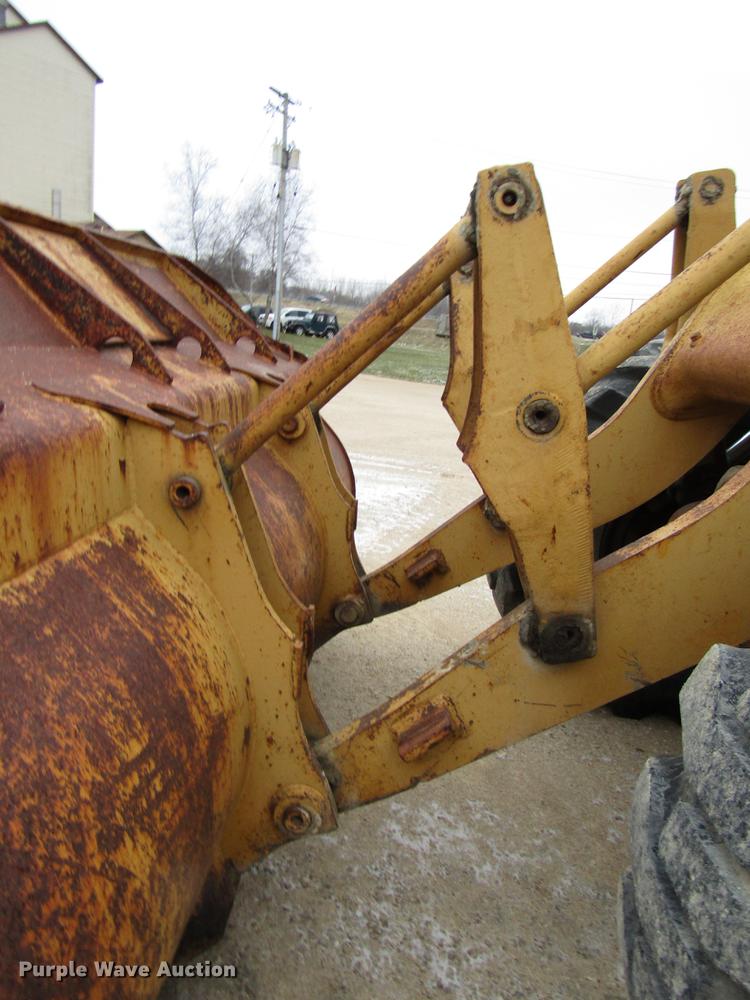 image for item DD3937 1978 Caterpillar 966C wheel loader