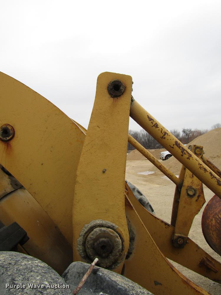 image for item DD3937 1978 Caterpillar 966C wheel loader