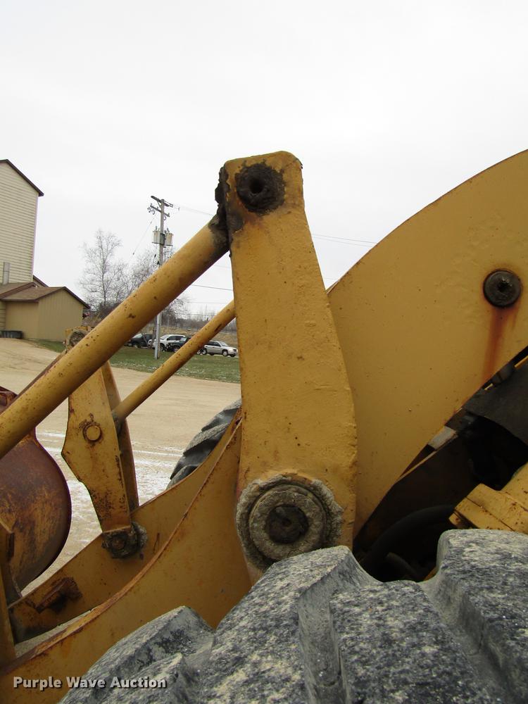 image for item DD3937 1978 Caterpillar 966C wheel loader
