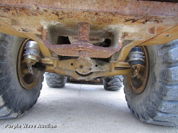 image for item DD3937 1978 Caterpillar 966C wheel loader