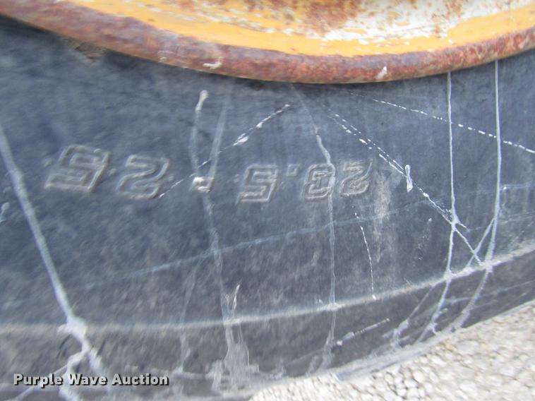 image for item DD3937 1978 Caterpillar 966C wheel loader