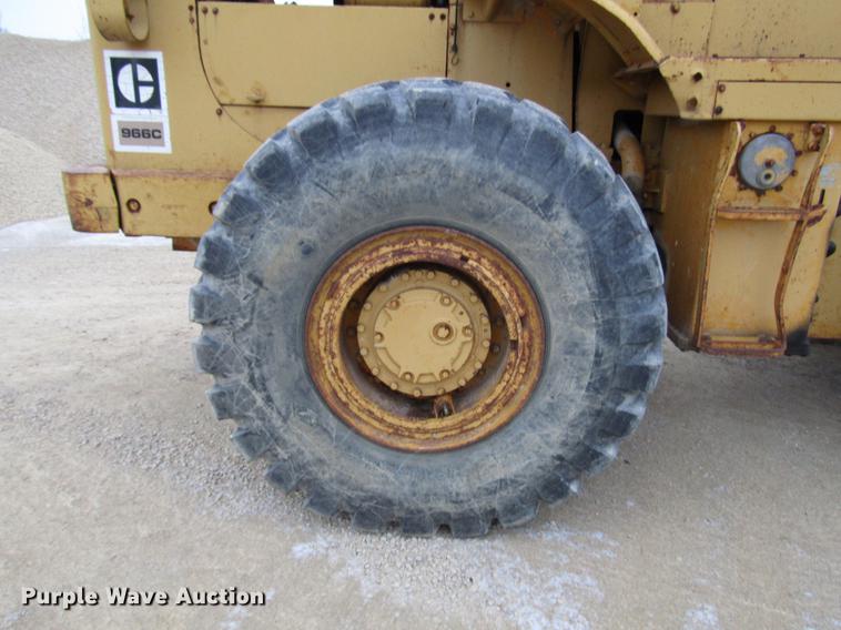 image for item DD3937 1978 Caterpillar 966C wheel loader