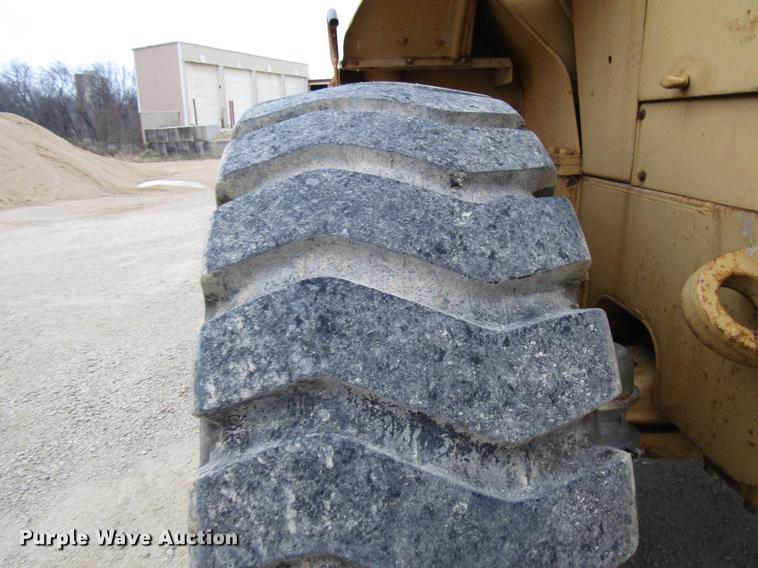 image for item DD3937 1978 Caterpillar 966C wheel loader