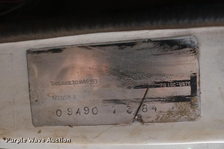 image for item DD5340 1984 International S1955 flatbed truck