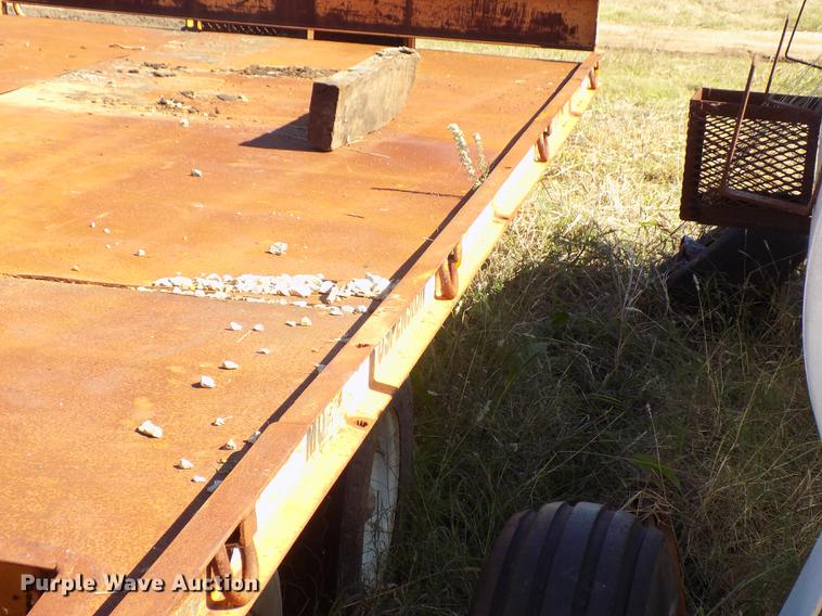 image for item DD5359 1994 Econoline MP423DE utility trailer