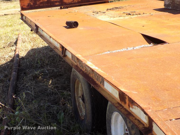 image for item DD5359 1994 Econoline MP423DE utility trailer