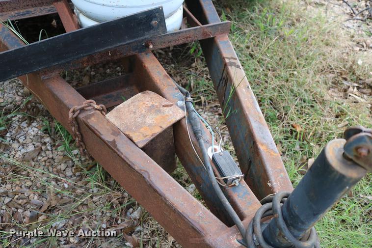 image for item DD5379 2004 Forest River Continental enclosed cargo trailer