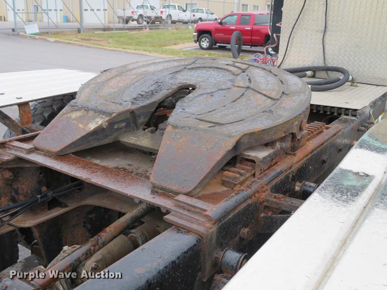 image for item DD7363 1990 Mack CH613 semi truck