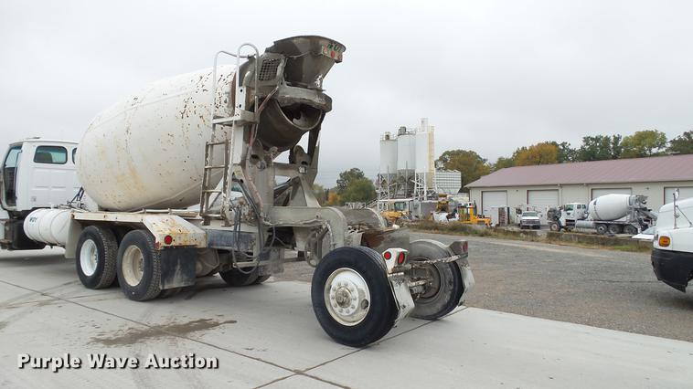 image for item DE4932 2000 Sterling ready mix truck