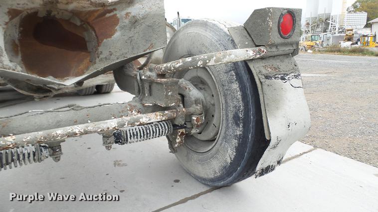 image for item DE4932 2000 Sterling ready mix truck