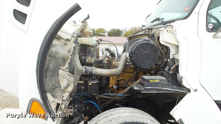 image for item DE4932 2000 Sterling ready mix truck