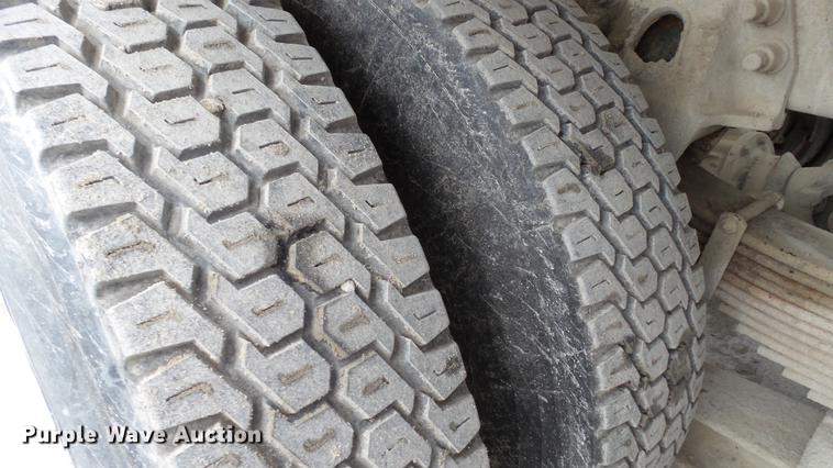 image for item DE4932 2000 Sterling ready mix truck