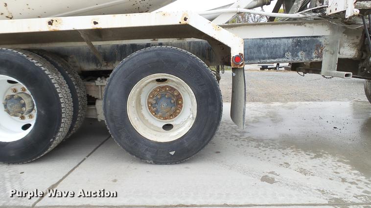 image for item DE4932 2000 Sterling ready mix truck