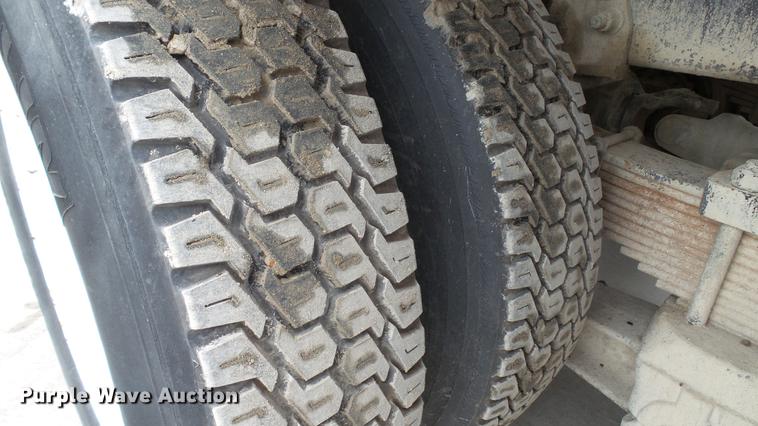 image for item DE4932 2000 Sterling ready mix truck