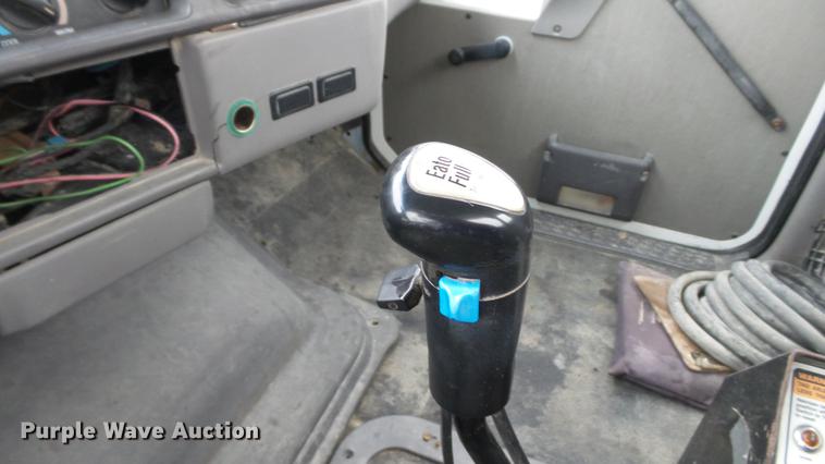 image for item DE4933 2000 Sterling ready mix truck