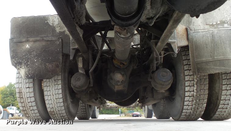 image for item DE4933 2000 Sterling ready mix truck