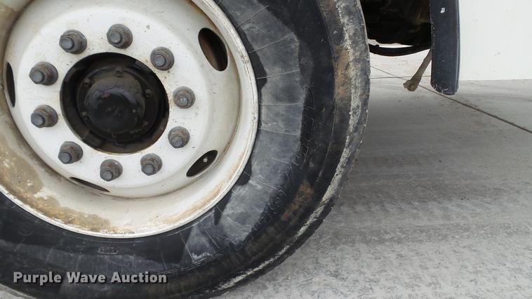 image for item DE4933 2000 Sterling ready mix truck