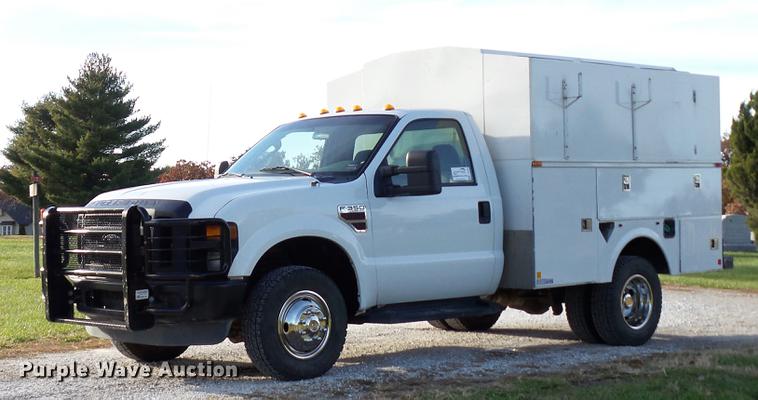 image for item DE4938 2009 Ford F350 Super Duty XL utility bed pickup truck