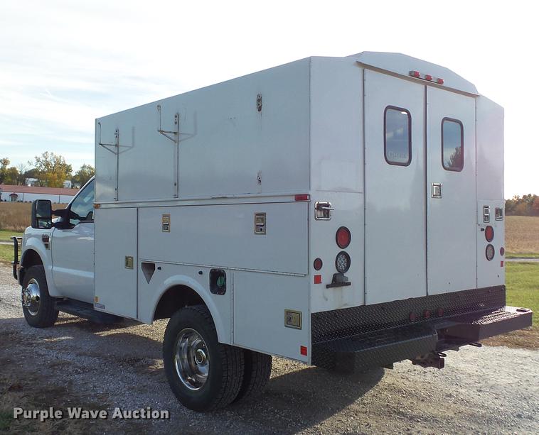 image for item DE4938 2009 Ford F350 Super Duty XL utility bed pickup truck