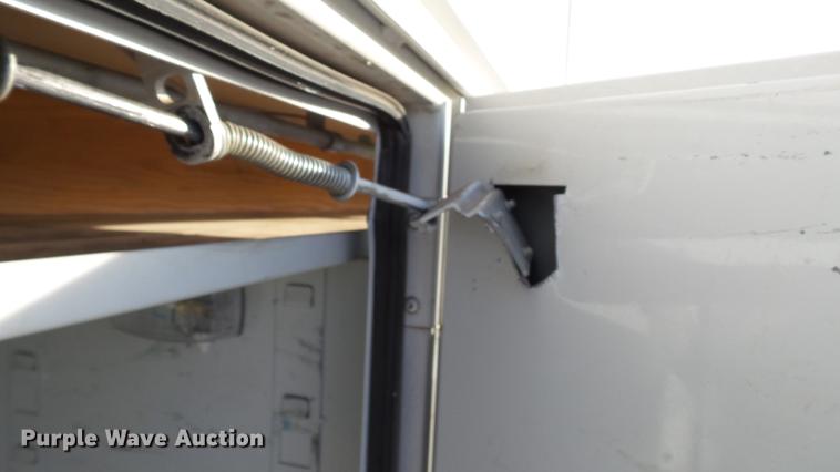 image for item DE4938 2009 Ford F350 Super Duty XL utility bed pickup truck