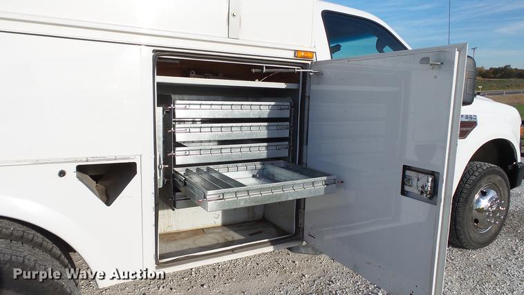 image for item DE4938 2009 Ford F350 Super Duty XL utility bed pickup truck