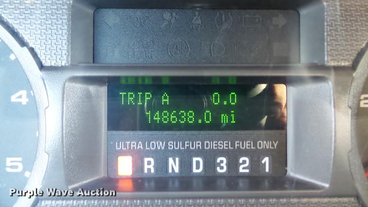 image for item DE4938 2009 Ford F350 Super Duty XL utility bed pickup truck