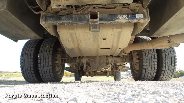 image for item DE4938 2009 Ford F350 Super Duty XL utility bed pickup truck