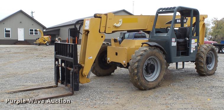 image for item DE4948 2005 Gehl RS8-42 telehandler