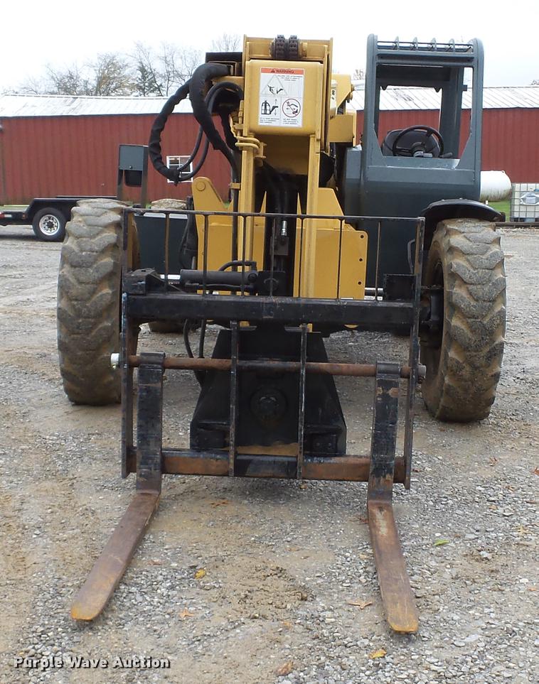 image for item DE4948 2005 Gehl RS8-42 telehandler