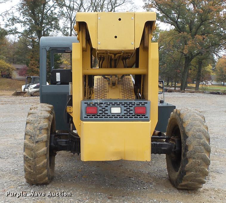 image for item DE4948 2005 Gehl RS8-42 telehandler