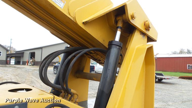 image for item DE4948 2005 Gehl RS8-42 telehandler