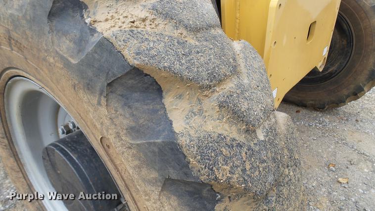 image for item DE4948 2005 Gehl RS8-42 telehandler