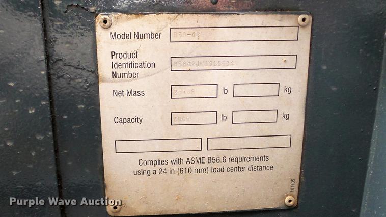 image for item DE4948 2005 Gehl RS8-42 telehandler