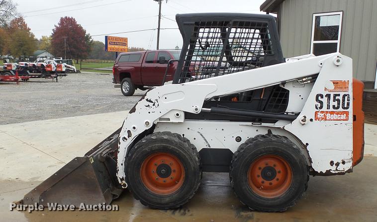 image for item DE4949 2009 Bobcat S150 skid steer