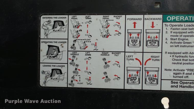 image for item DE4949 2009 Bobcat S150 skid steer