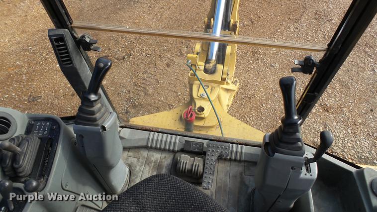 image for item DE4954 2005 Caterpillar 446D backhoe