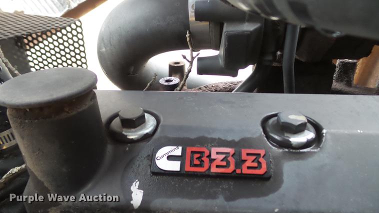 image for item DE4960 2003 Vermeer BC1000XL wood chipper