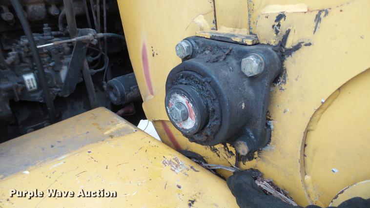 image for item DE4960 2003 Vermeer BC1000XL wood chipper